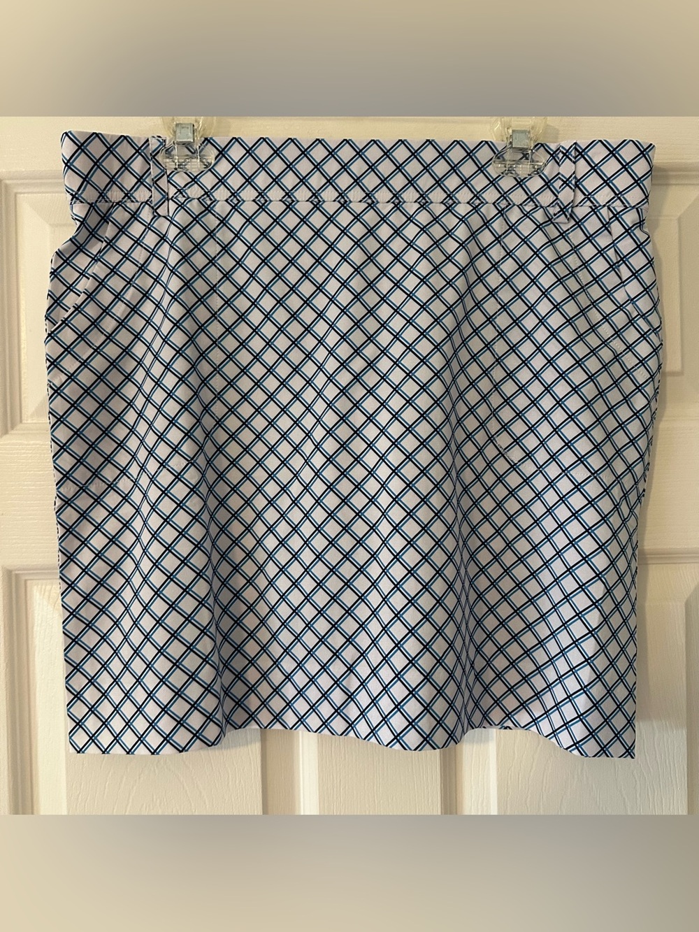 NWOT Women's Essential Skort Belyn Key Blue White Diamond Performance Golf L.